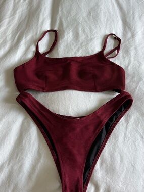 Zulu & Zephyr Ribbed Burgundy Bikini Set